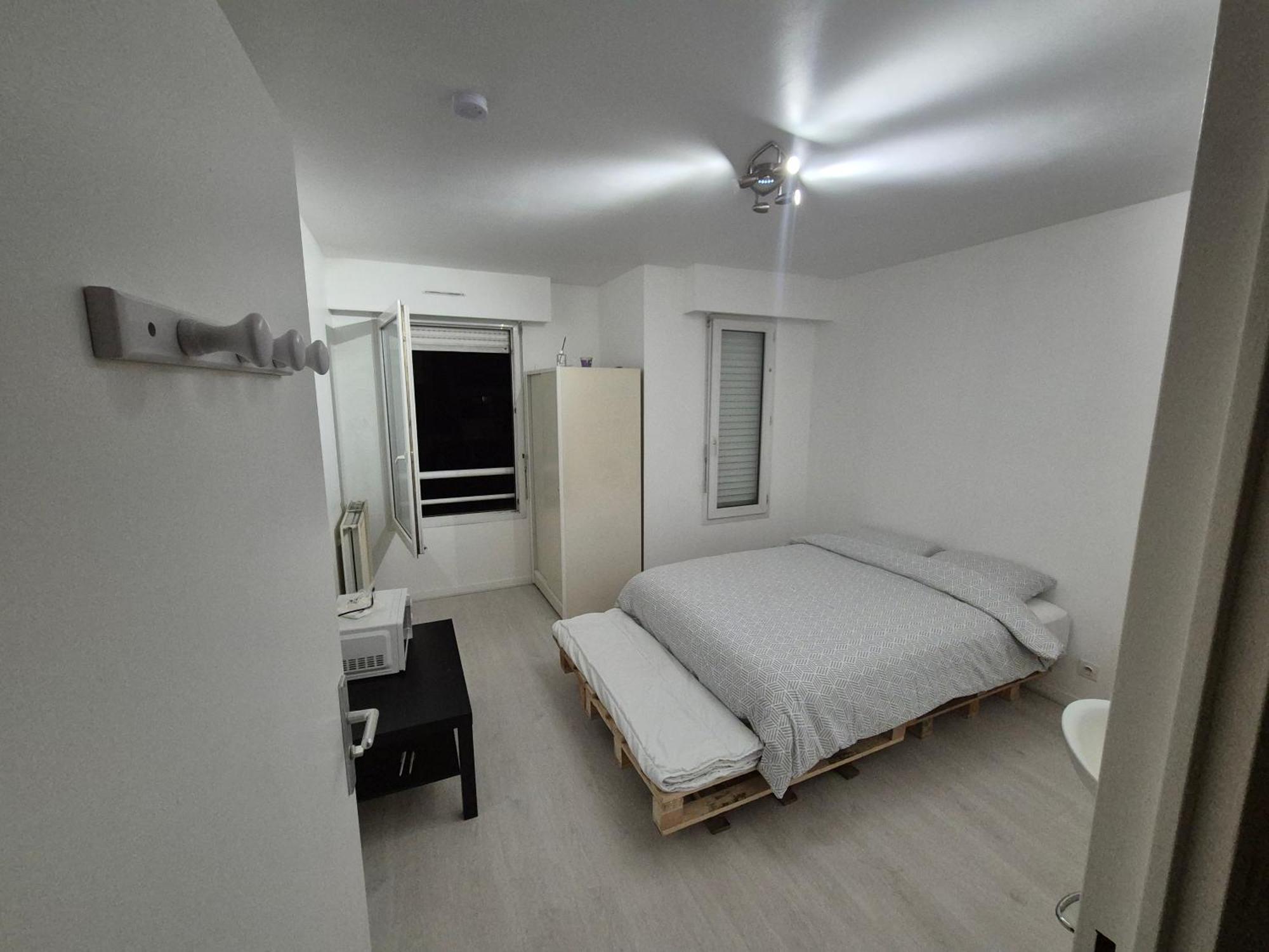 Studio A Suresnes Quarto foto