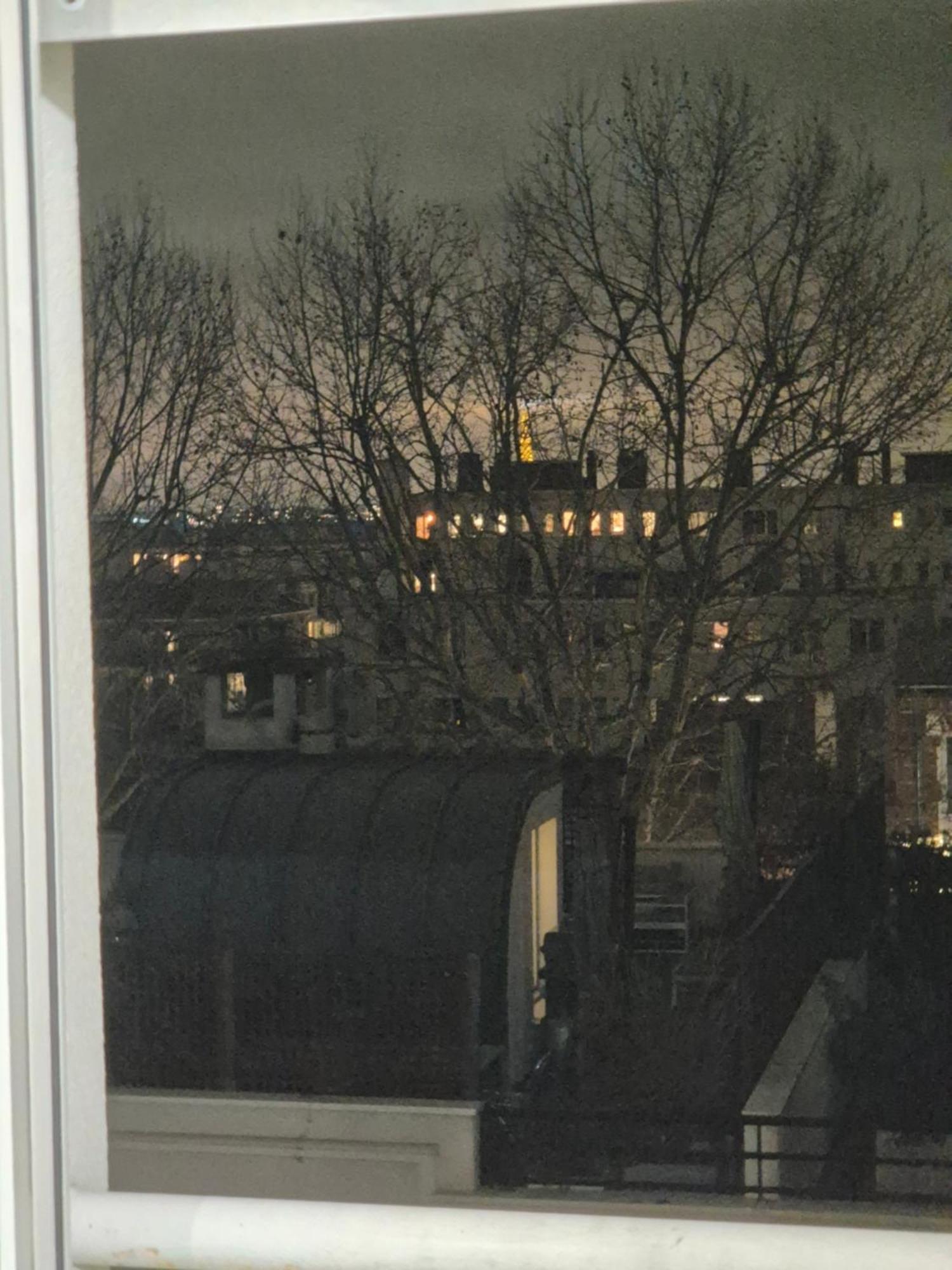 Studio A Suresnes Quarto foto